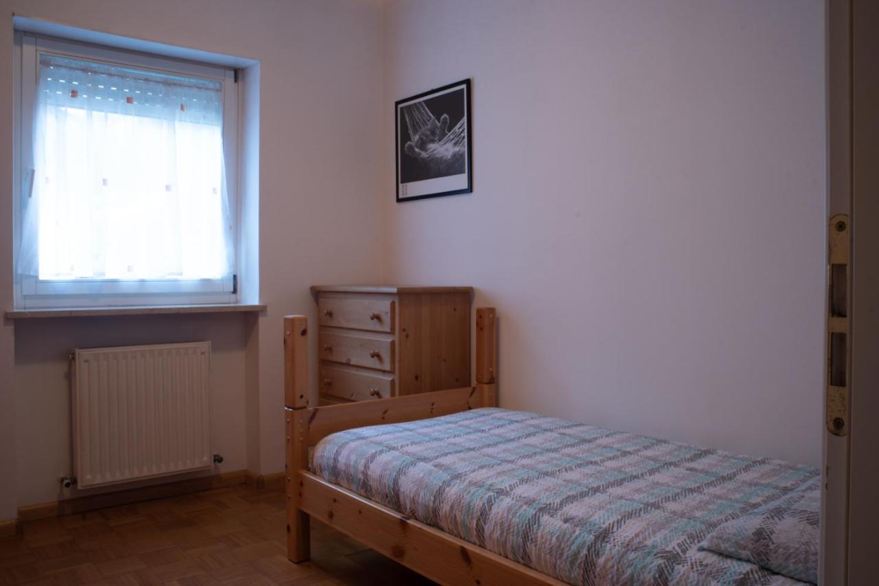 Strategic Apartment - Near Bolzano Prato all'Isarco Luaran gambar